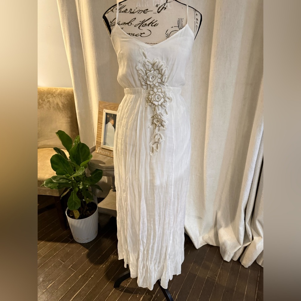 Say What? White Floral Maxi Dress